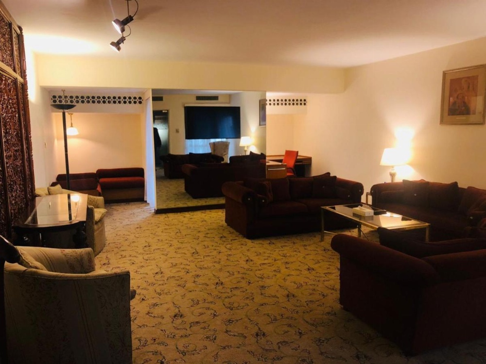 Room image 5