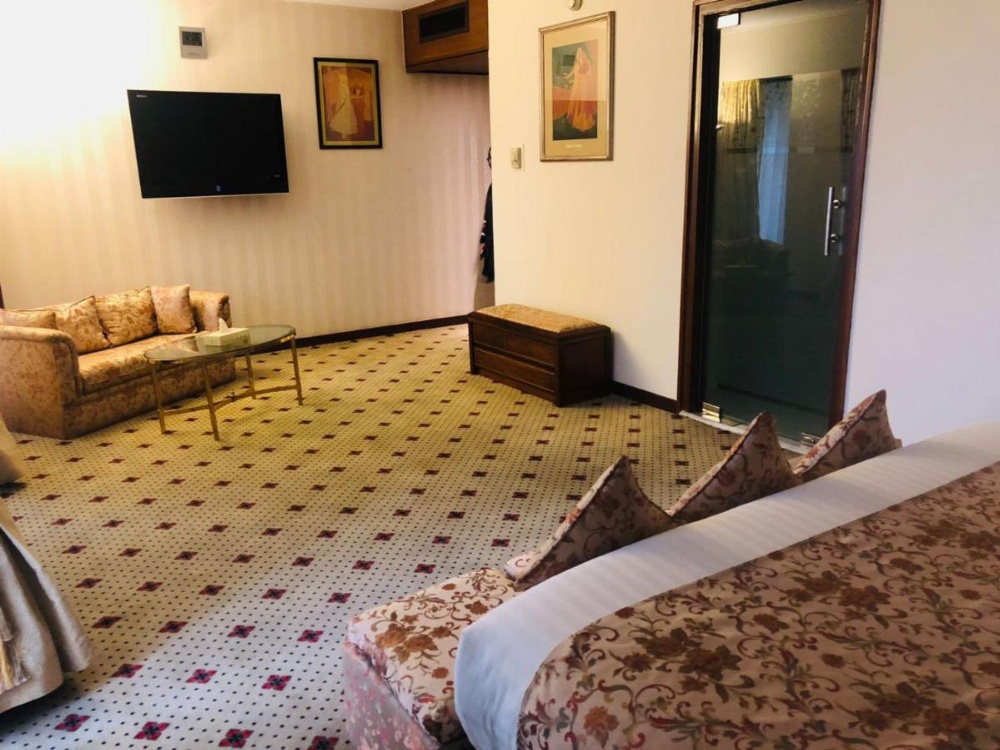Presidential Suite